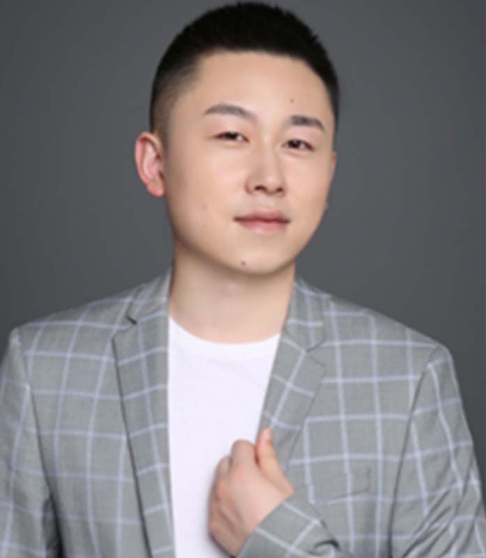 扎鲁特旗李雨恩